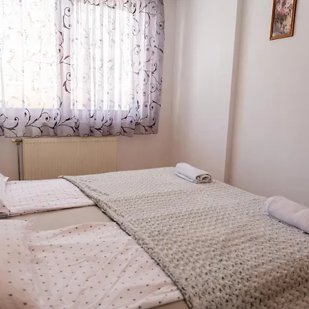 Apartman Gradina Stan Na Dan