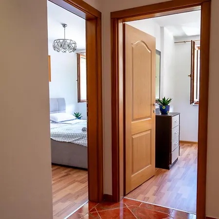 Gradina Stan Na Dan Apartment *