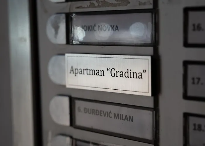 Apartman Gradina Stan Na Dan Doboj